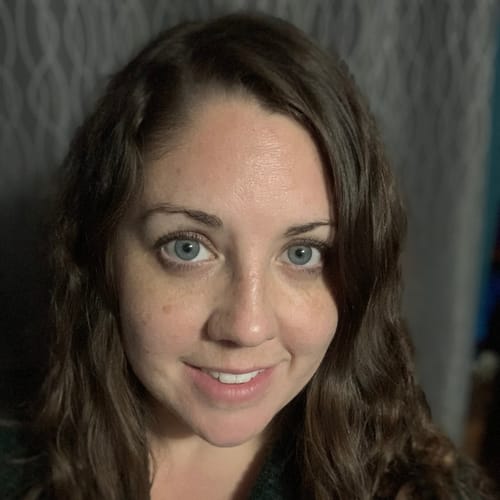 Headshot of Kristina Kelly-Snow, LMHC