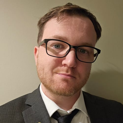 Headshot of Reese Hawk, LCSW