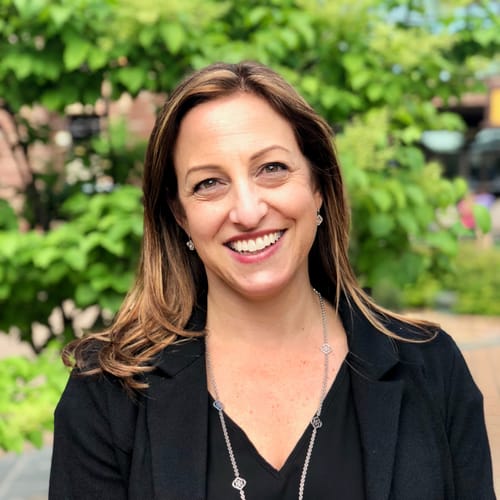 Headshot of Susan Silver, PSYCHOLOGIST