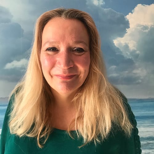 Headshot of Alison Gamez, LPC