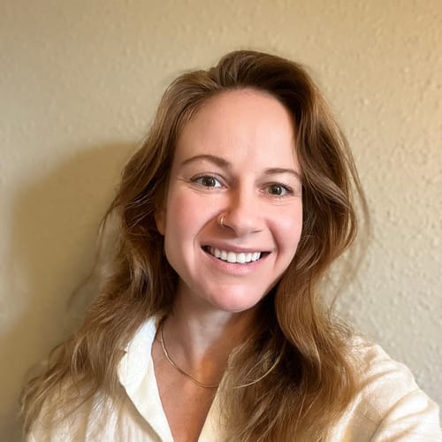Headshot of Kristen Johnson, LMHC