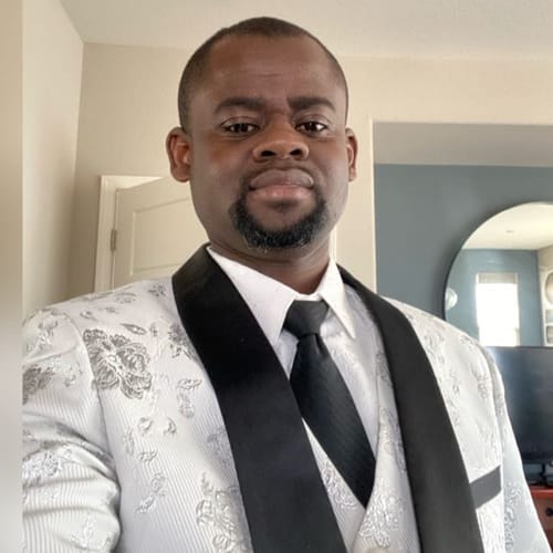 Headshot of Isaac Kuffour, NP