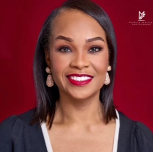 Headshot of Kendra Dixson, LMSW