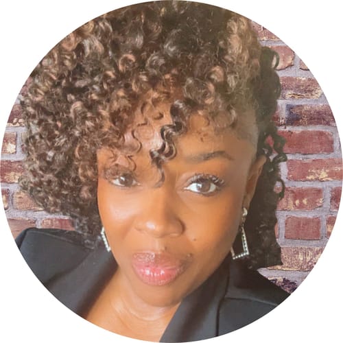 Headshot of Shantel Hams, LPC