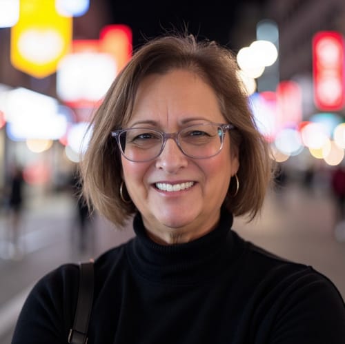Headshot of Andrea Reed, LCPC
