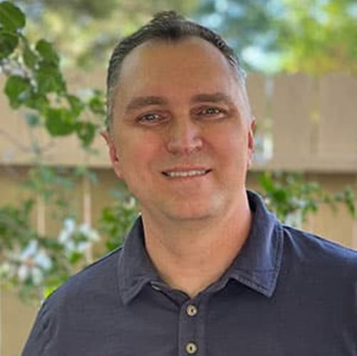 Headshot of Jon Ray, LMFT