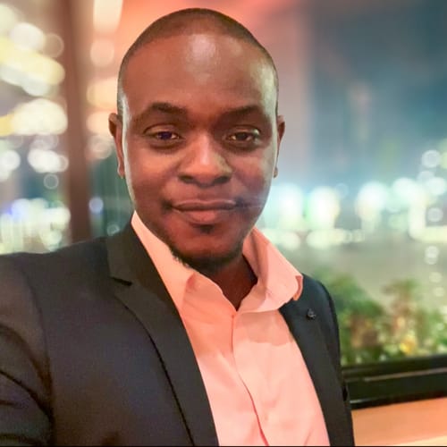 Headshot of Lindon Richards, NP