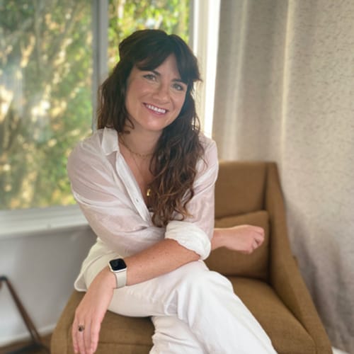 Headshot of Rachel Reichman, LMFT