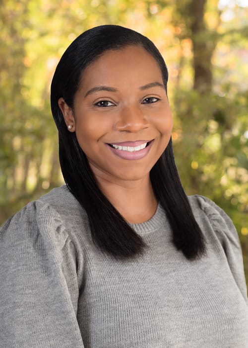 Headshot of Shanica Jones, LPC
