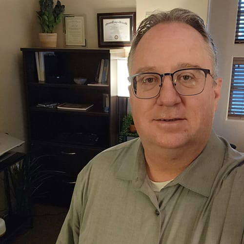 Headshot of Brad DeRoma, LIAC