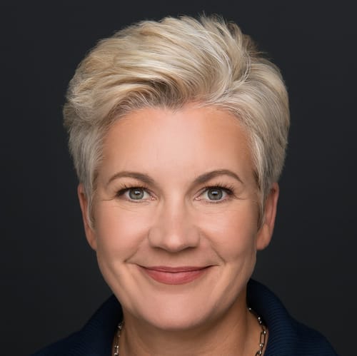 Headshot of Jennifer Truman, APN