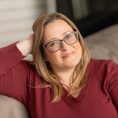 Headshot of Stacie Cottrell, LICSW