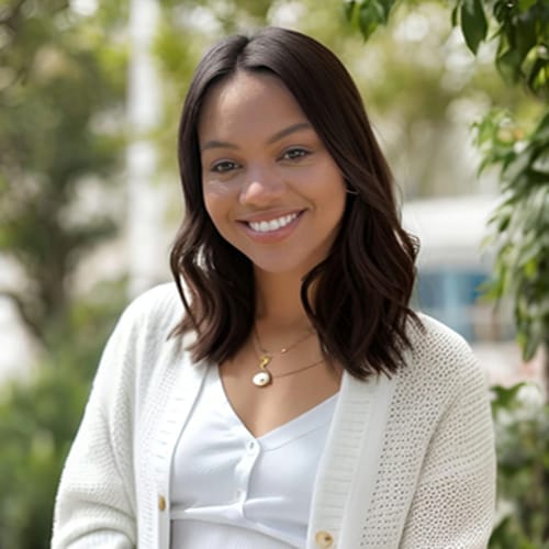 Headshot of Shanice Fluitt, LCSW