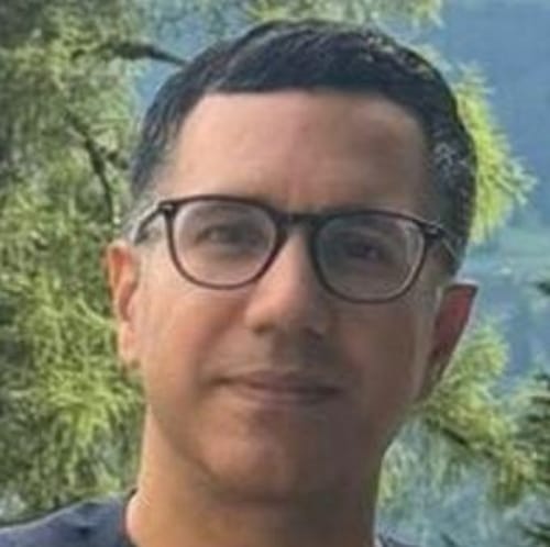 Headshot of Vicky Chodha, MD