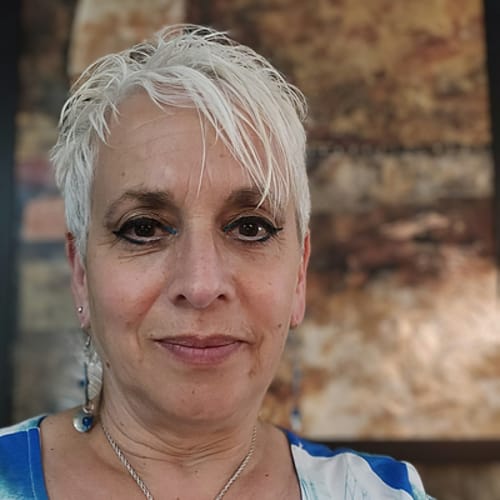 Headshot of Tina Bulucea, LPCC