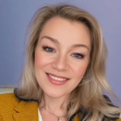 Headshot of Emily Linaman, LCSW