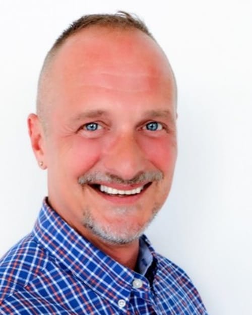 Headshot of Dennis Cochran, LCSW