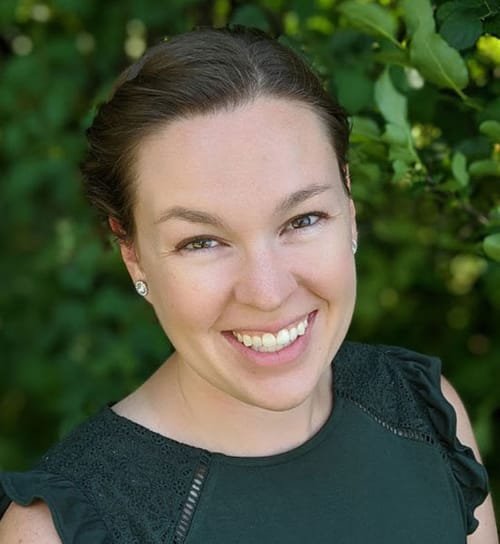 Headshot of Sondra Freda, LMHC