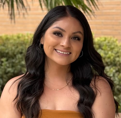 Alejandra Candelas - Licensed Clinical Social Worker,LCSW | Headway