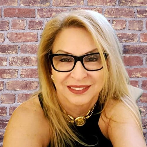 Angela Venetis- Colon - | Headway